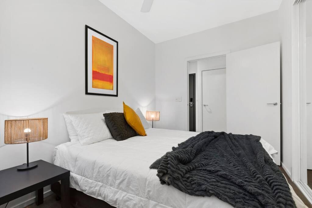 108 Astral Apartments Melbourne Luaran gambar